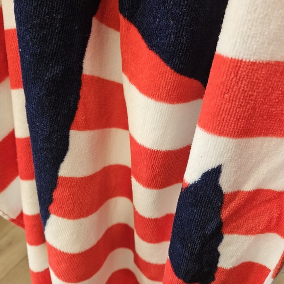 Tommy Hilfiger Large Anchor Beach Towel 35x66 Nautical Red White Blue Patriotic - Picture 3 of 5